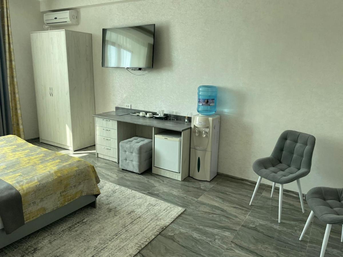 Altyn Adam Hotel Petropavlovsk Bagian luar foto
