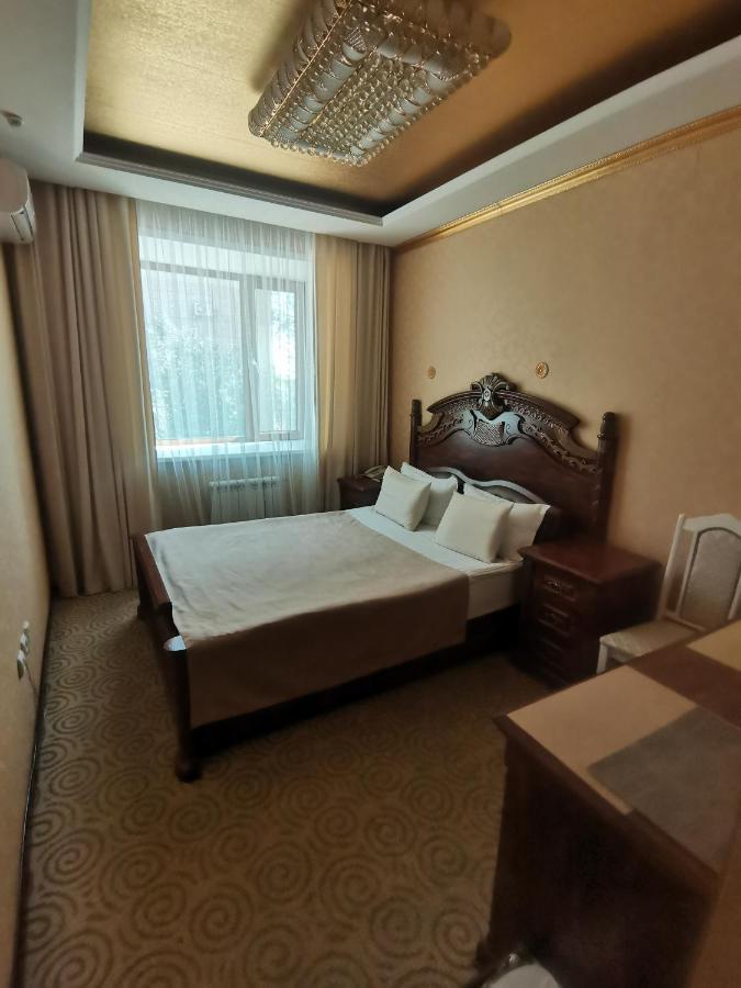 Altyn Adam Hotel Petropavlovsk Bagian luar foto
