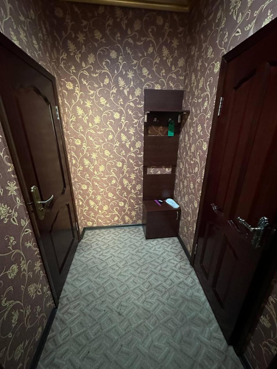 Altyn Adam Hotel Petropavlovsk Bagian luar foto