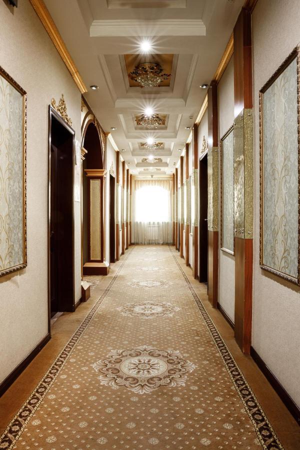 Altyn Adam Hotel Petropavlovsk Bagian luar foto